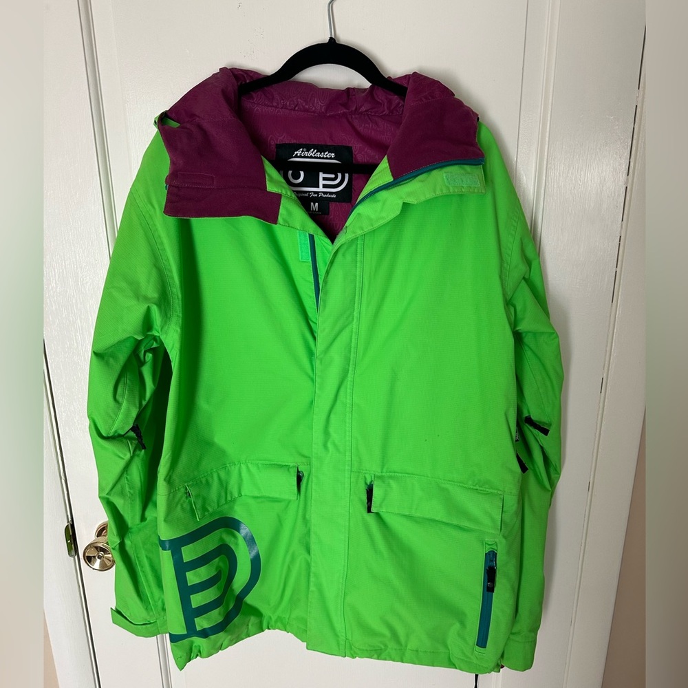 Airblaster men’s green snowboarding jacket, size M, excellent condition